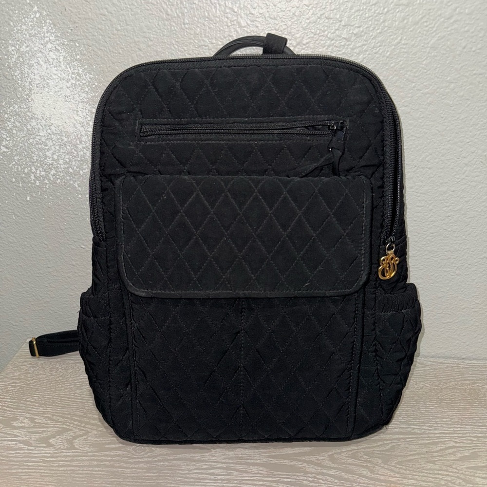 VERA BRADLEY BACKPACK. -BLACK